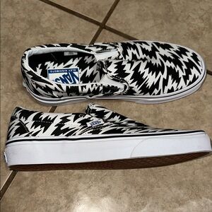 Vans Zigzag Slip-On Shoes